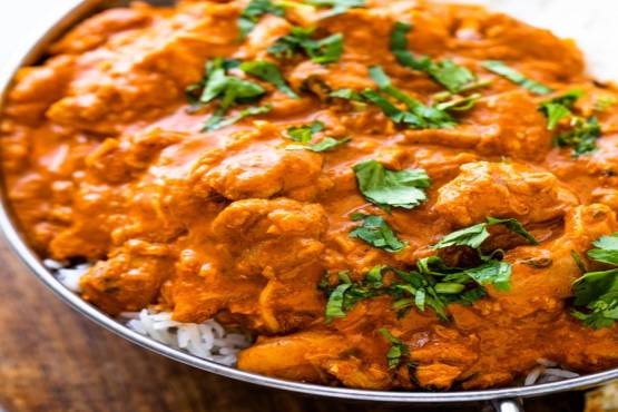 CHICKEN TIKKA BUTTER MASALA 
